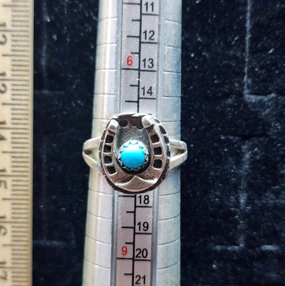 Native American Sterling Silver 925/Turquoise Ring Old Pawn Tested+ Size 7.5
